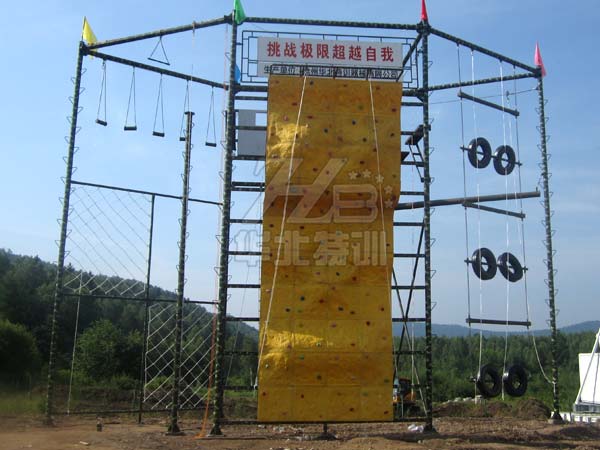 攀岩墙适合在修建在家里面哪个地方?